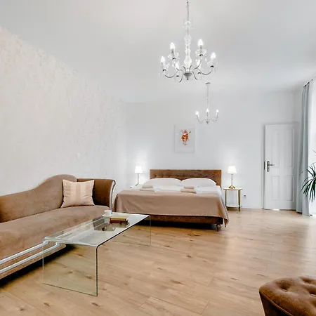 Garni Virgo 酒店 3*