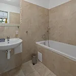 Garni Virgo 3*