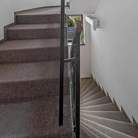 Garni Virgo Bratislava